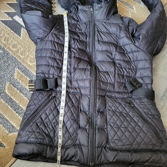 The Northface Black Goose Down Puffer Belted Winter Jacket - Picture 11 of 12